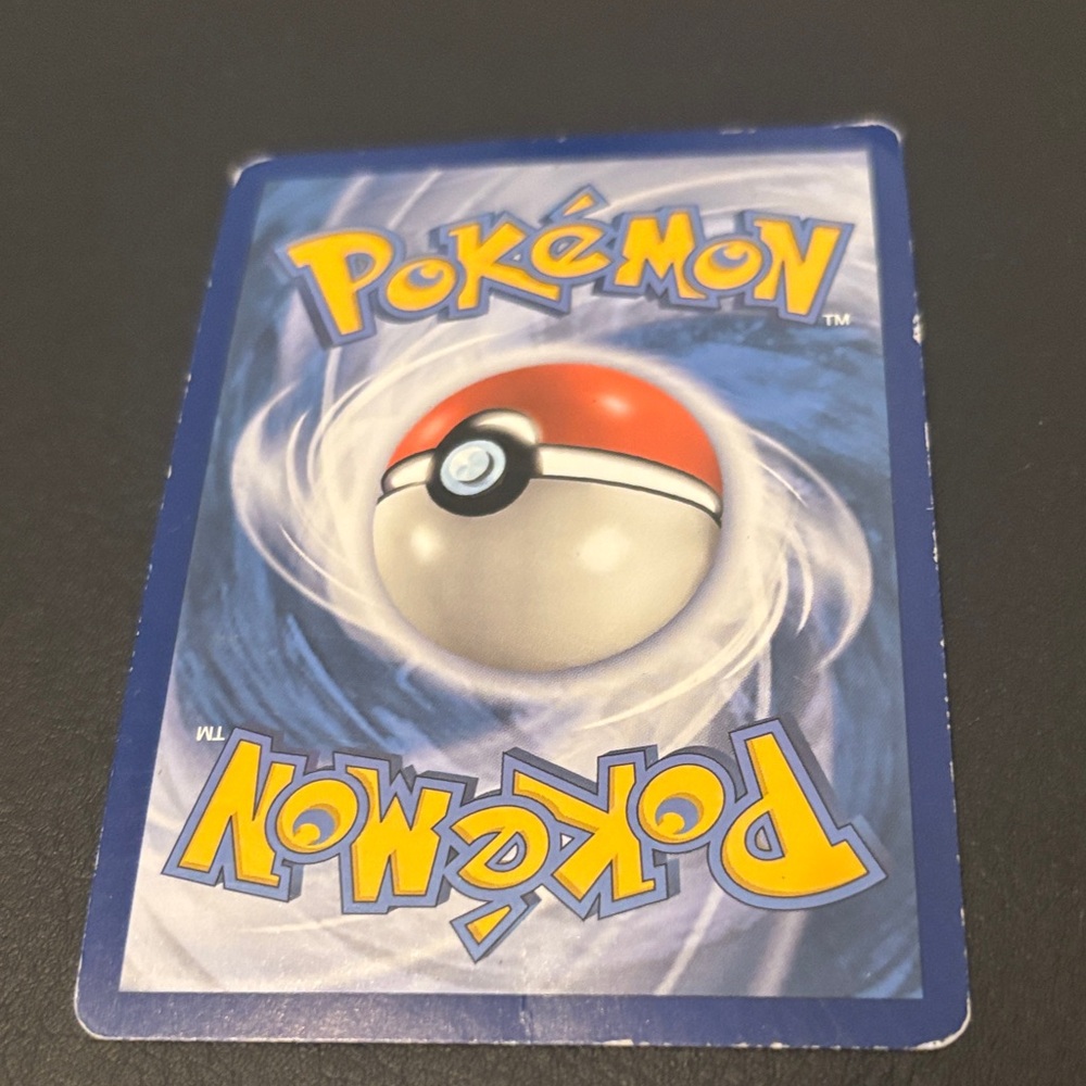 Pokemon Detective Pikachu Limited Edition - Picture 2 of 2